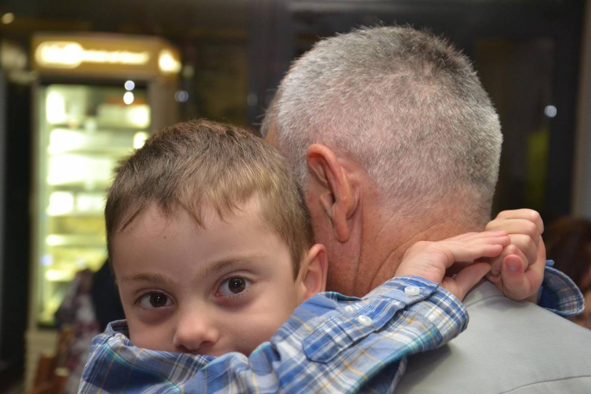 L'appello della mamma di Gaetano: "Mio figlio è autistico, ha bisogno di una maestra di sostegno"