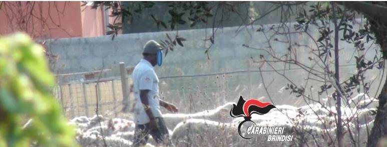Gambiano in condizioni di schiavitù: arrestata una coppia a Brindisi