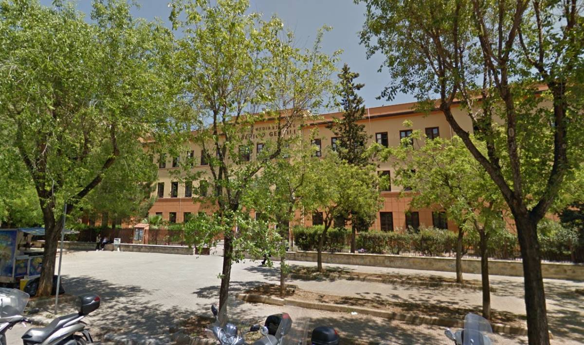 Rissa a scuola organizzata su Instagram: caos all'Alberico Gentili