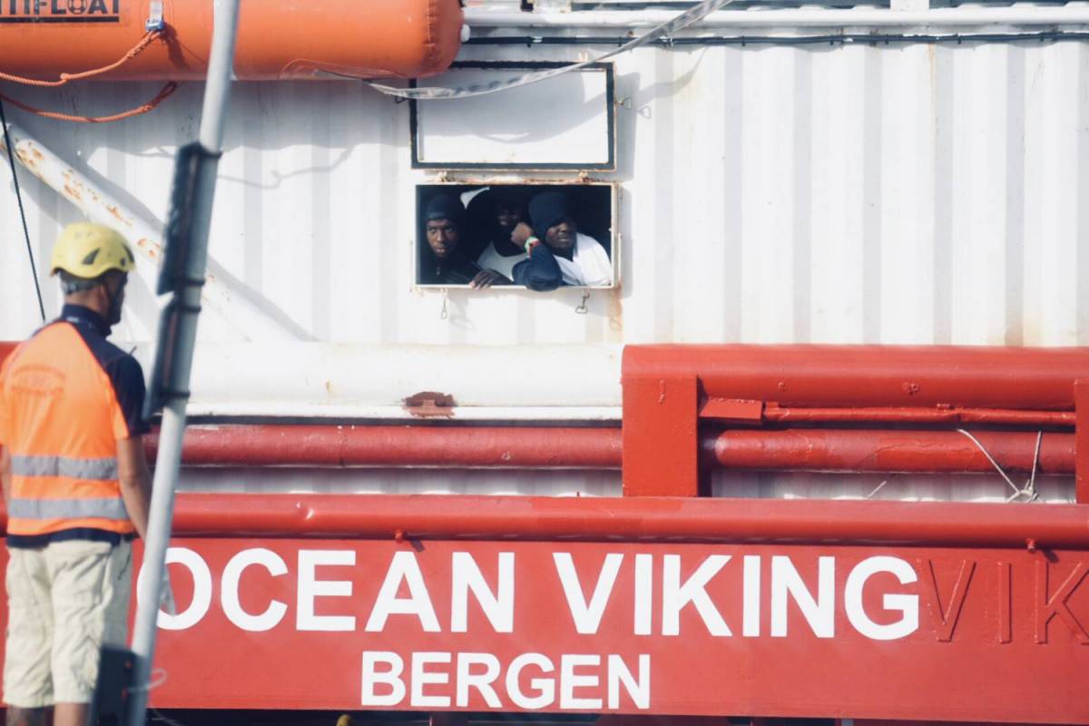 Ocean Viking in porto Sbarcati 182 stranieri