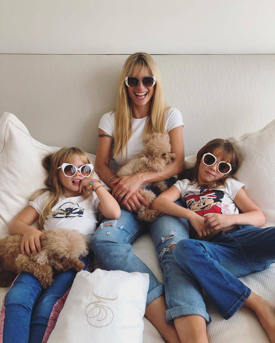Le figlie di Michelle Hunziker copiano il nuovo look della mamma