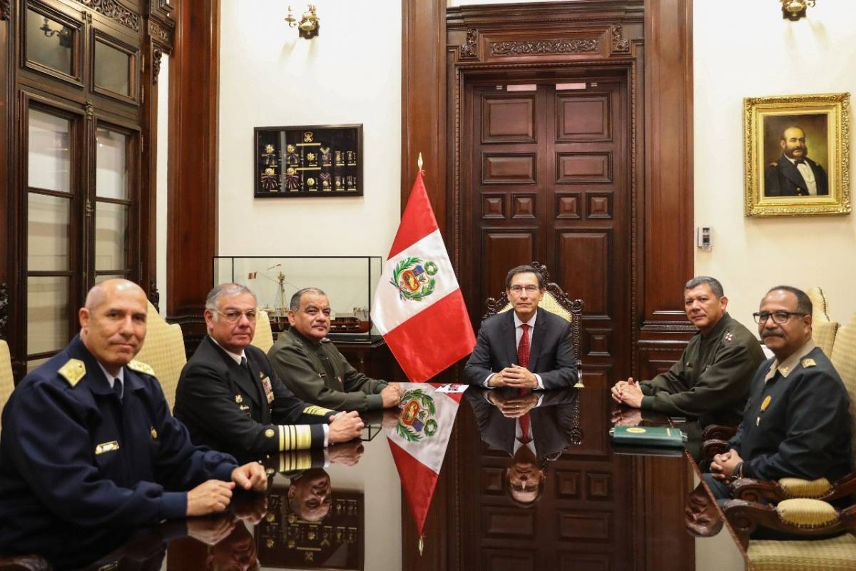 Perù, la sfiducia incrociata presidente-Parlamento