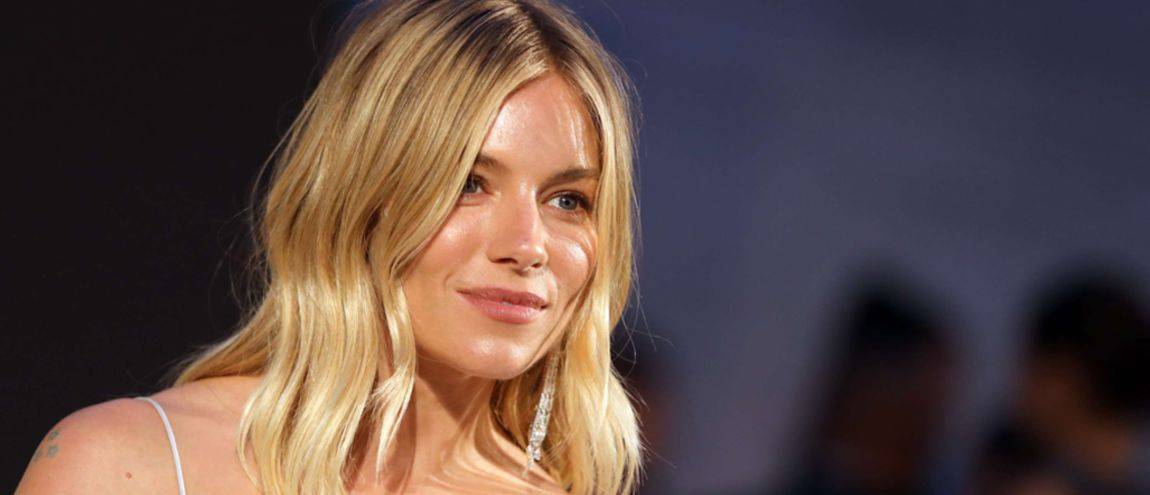 "La mia storia d’amore con Jude Law? Non era il momento giusto". Sienna Miller si rivela fra amore e lavoro 