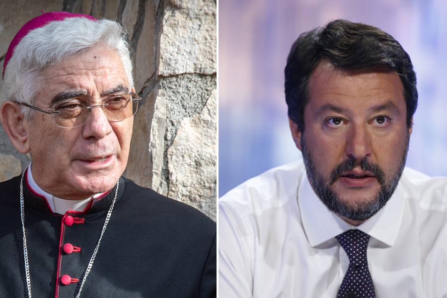 Salvini replica al vescovo: "Togliere il Crocifisso sarebbe un favore a me?"