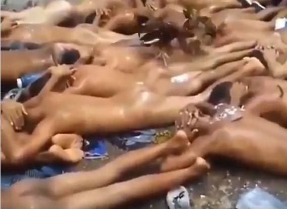 Venezuela, il video choc dei prigionieri di Maduro: nudi e torturati