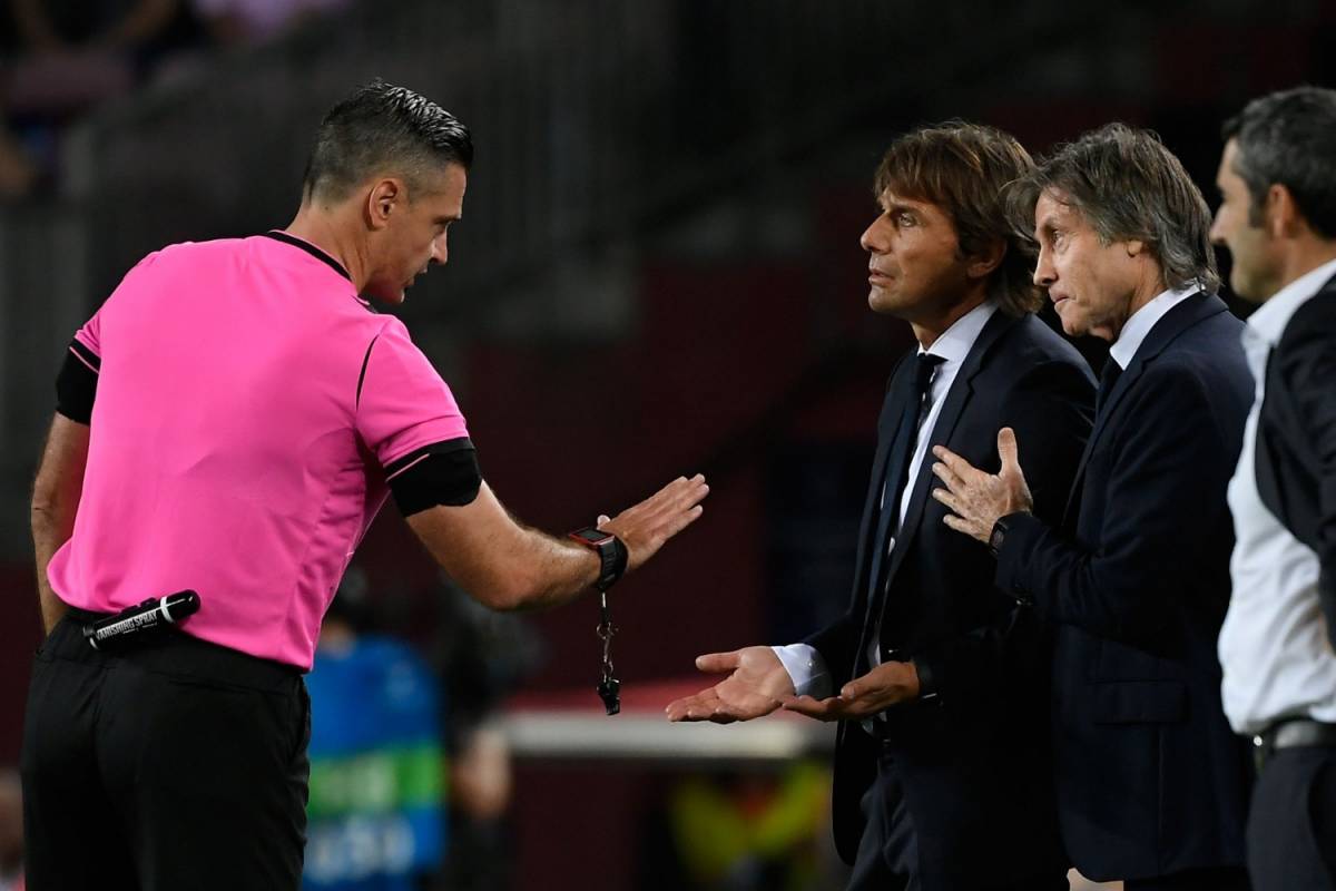 Barcellona-Inter, l'ex arbitro Cesari attacca Skomina: "Su Sensi è rigore"