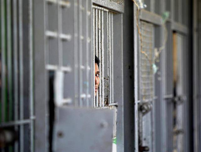 I detenuti stranieri in Italia costano un miliardo di euro all'anno