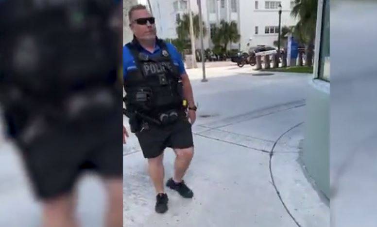 Finto arresto per tre modelle: sospeso il (vero) poliziotto complice del video virale su Instagram