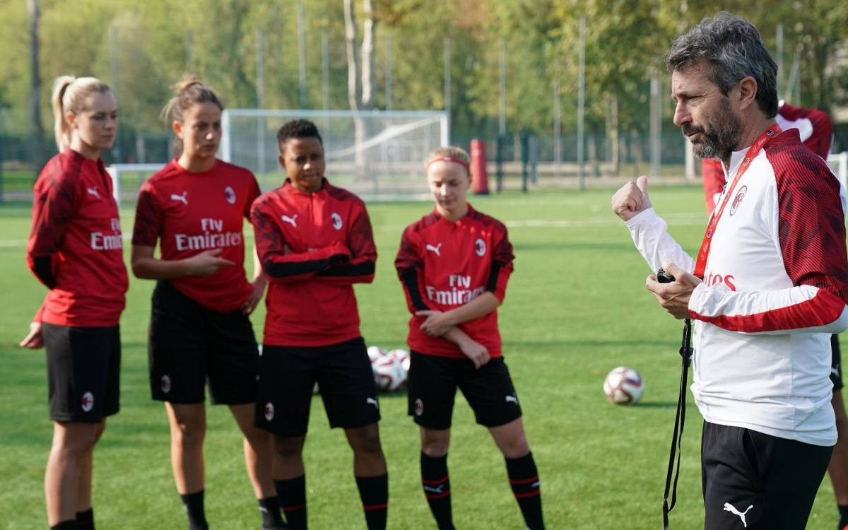 Calcio femminile, il Milan vince il derby contro l'Inter: finisce 1-3 per le rossonere