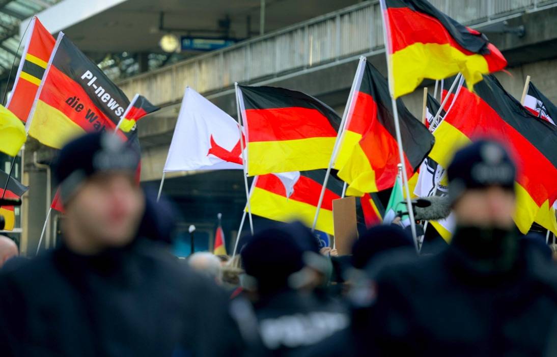 Ora la Germania ha paura: "Estremisti di destra pronti ad agire"