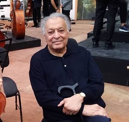 Il maestro Zubin Mehta annulla due concerti: "Devo curarmi in America"