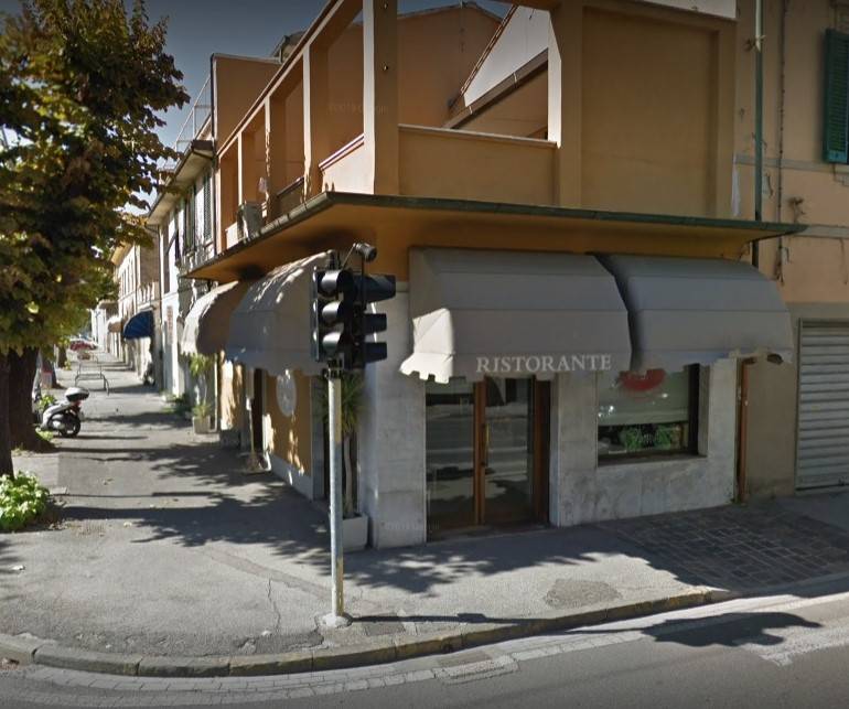 Pisa, distrugge ristorante, terrorizza clienti: straniero già libero 