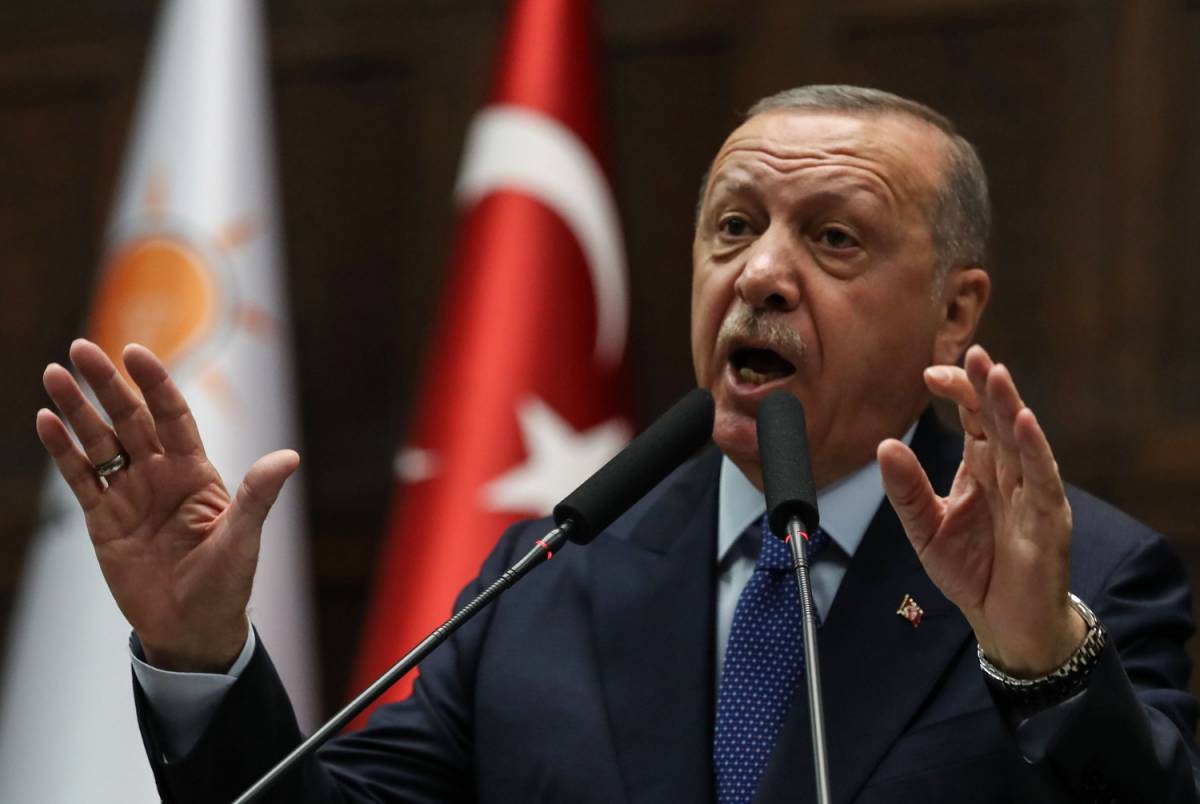 Lo strabismo dell'Europa: sanziona Erdogan ma gli consente di censurare le idee libere