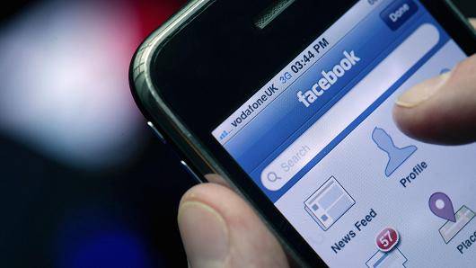 Stati Uniti, rubato un hard disk con le informazioni bancarie di 29mila dipendenti Facebook