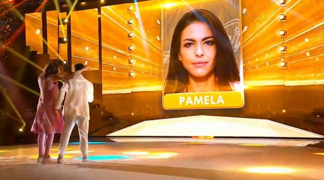 Pamela Camassa vince Amici Celebrities: “Dedico questa vittoria a Filippo Bisciglia”