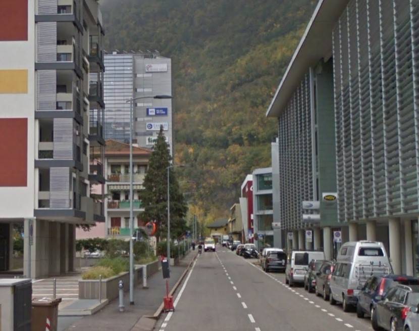 Bolzano, rapiscono e rapinano una donna: presi italiano e magrebino