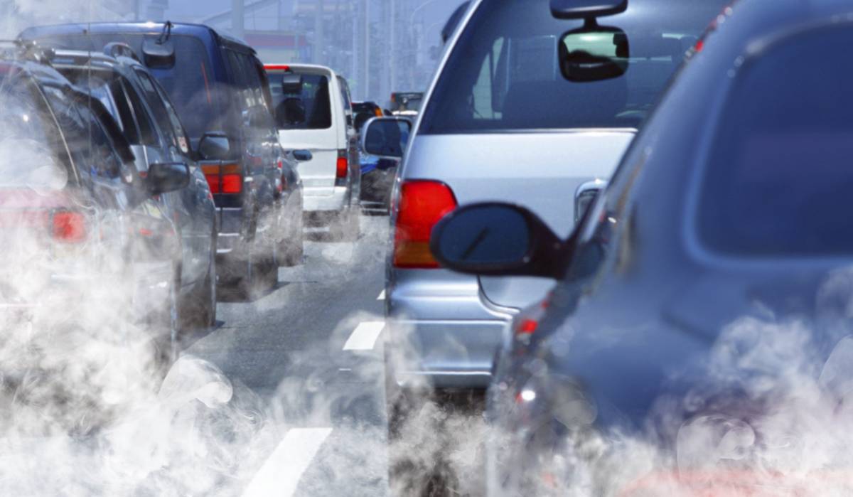 Smog a Roma: nuovo stop alle auto inquinanti fino a lunedì