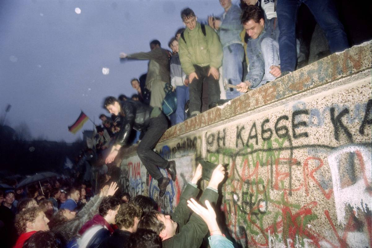Trent'anni dopo il Muro serve la Norimberga del comunismo