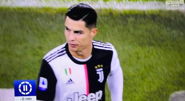 Cristiano Ronaldo, infuriato dopo la sostituzione: spunta il labiale diretto a Sarri