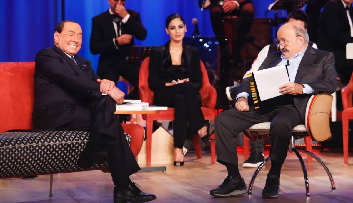 Berlusconi show in tv striglia gli italiani: "Avete votato malissimo"