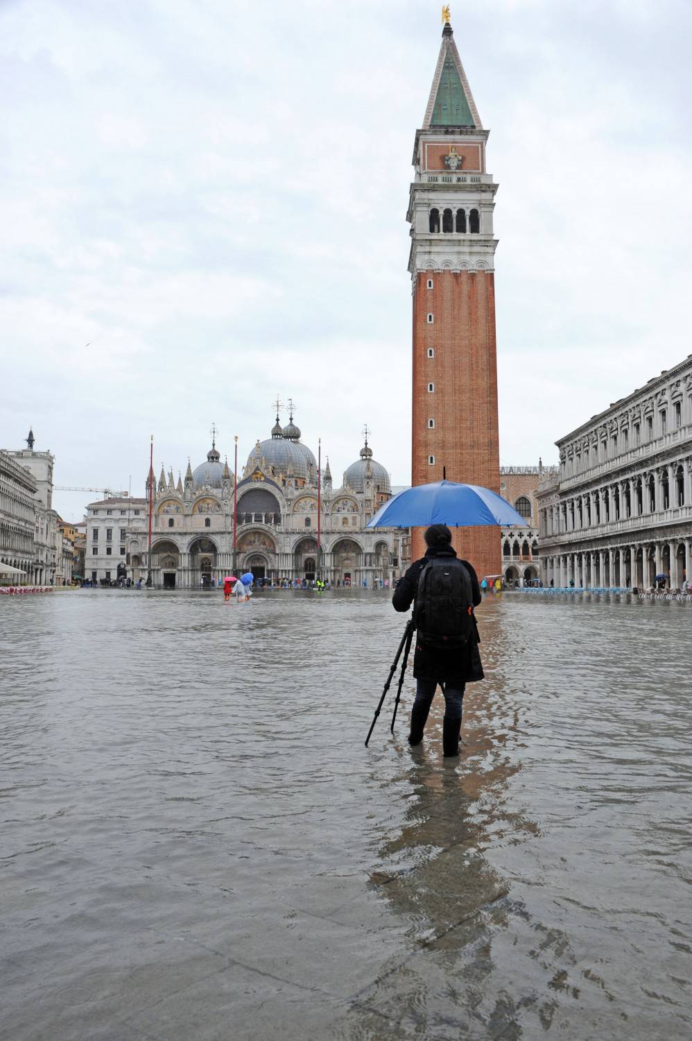 Venezia, il climatologo: "L'Adriatico si alzerà di 9 centimetri"