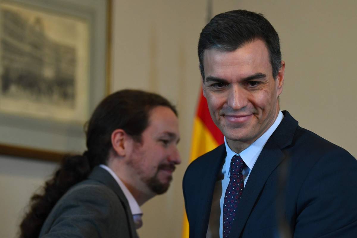 Con Podemos e catalani Sánchez sarà premier: subito più tasse ai ricchi