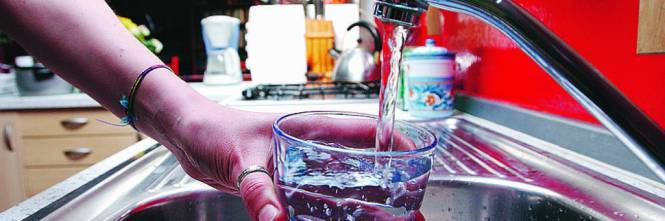 Brindisi, ladri di acqua: denunciate quaranta persone per allacci abusivi
