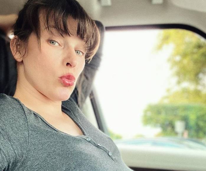 Milla Jovovich: "La ​gravidanza? Mi ha ridato il seno"
