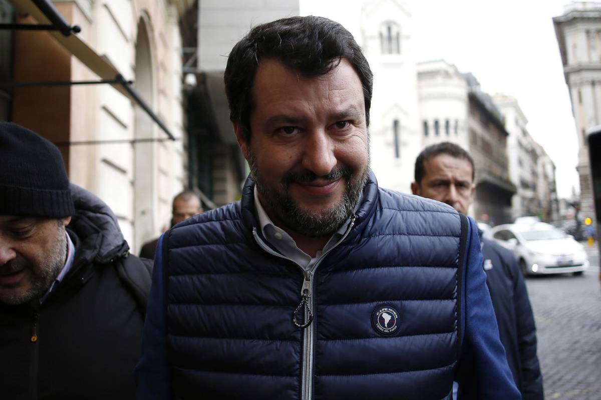 Open Arms all'attacco di Salvini: "Rinunci all'immunità"