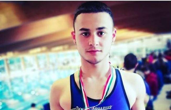 Tragedia in Versilia: muore il campione di nuoto Dario d’Alessandro
