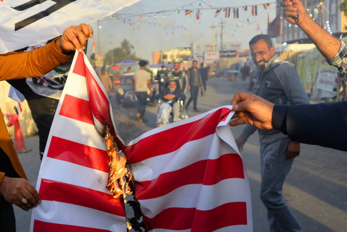 Iraq, assaltata ambasciata Usa