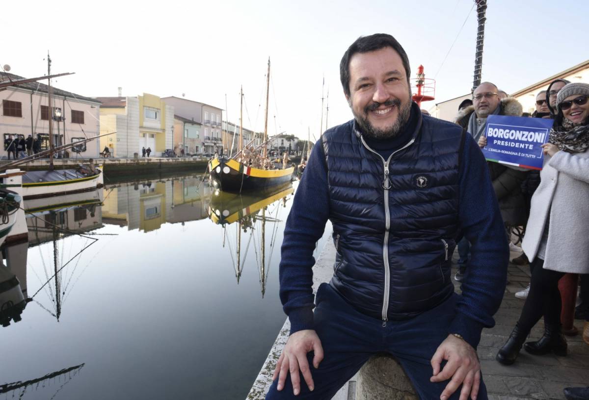 Salvini sulla graticola per il caso Russiagate C'è una supertestimone