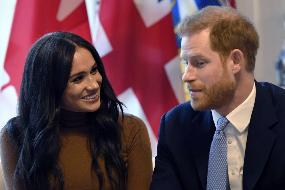 Addio di Harry e Meghan alla Casa Reale inglese: "Saremo indipendenti"
