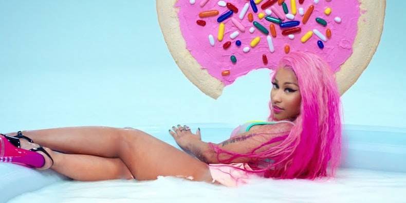 Il sexy twerking di Nicki Minaj manda in tilt i social