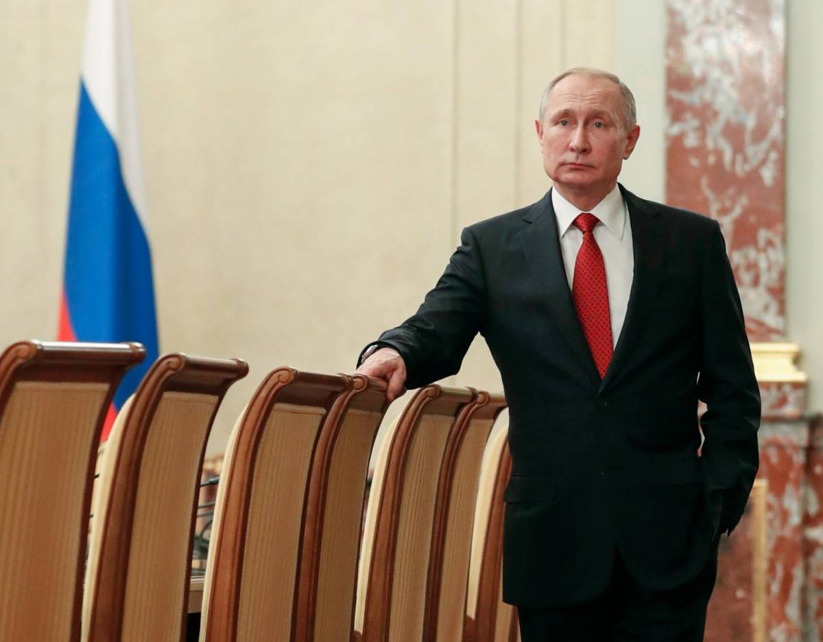 Russia, Putin rimuove il procuratore generale Chaika