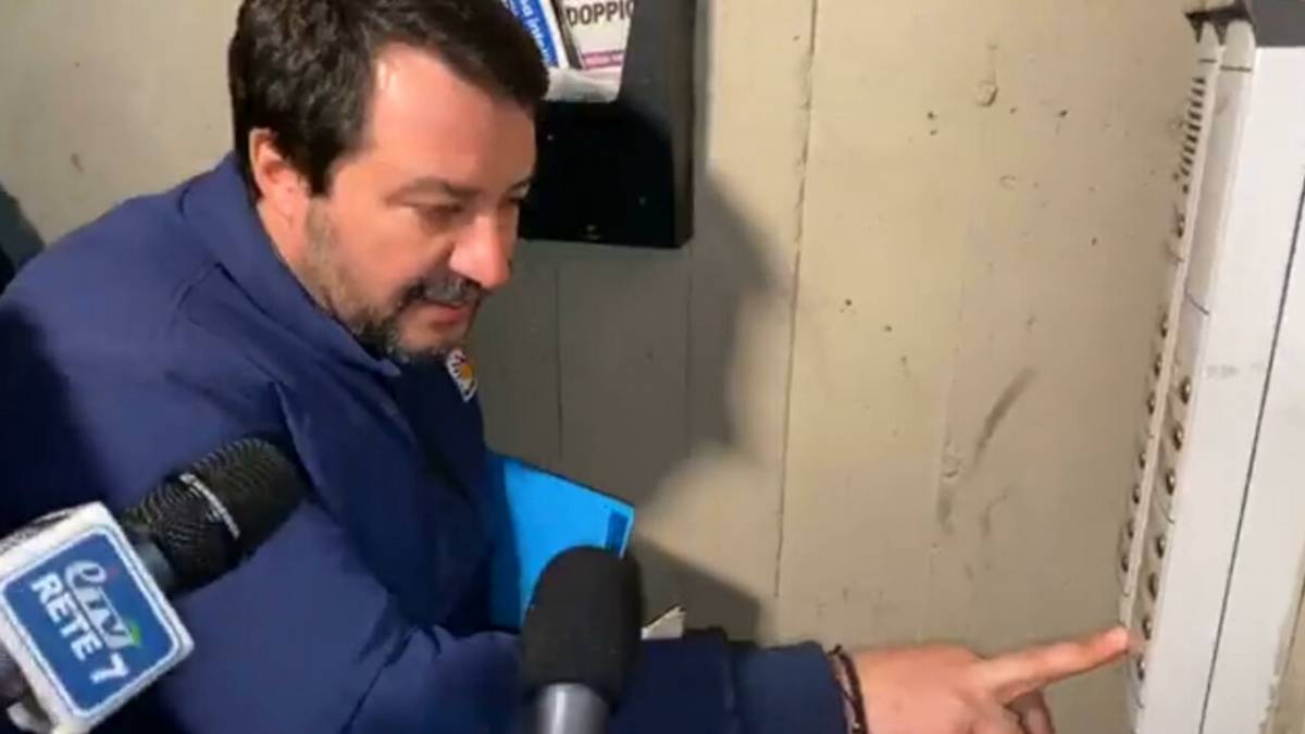La citofonata di Salvini inguaia un maresciallo