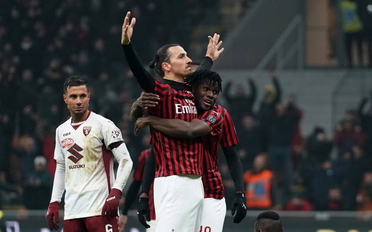 Ibrahimovic infiamma i social: "Milan, non me ne sono mai andato"