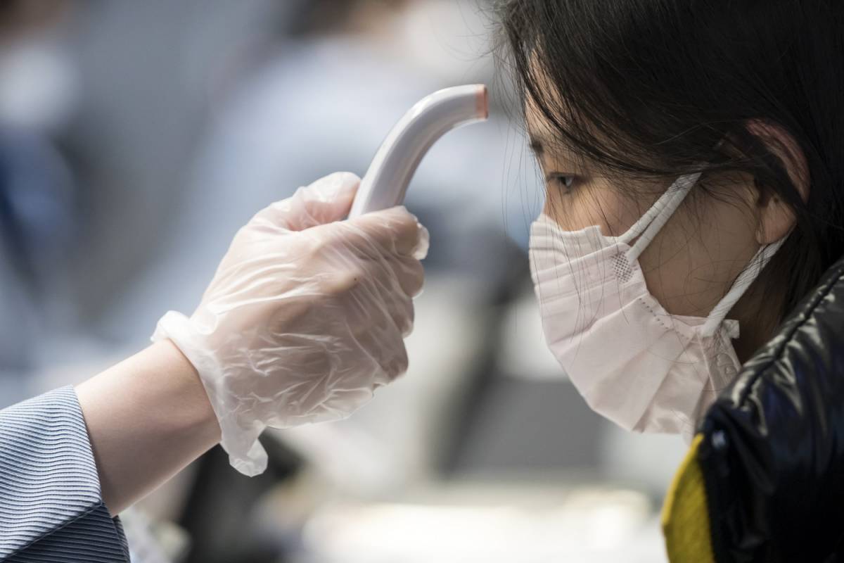 Cina, Croce Rossa sotto accusa: "Ritardi nella consegna delle mascherine agli ospedali"