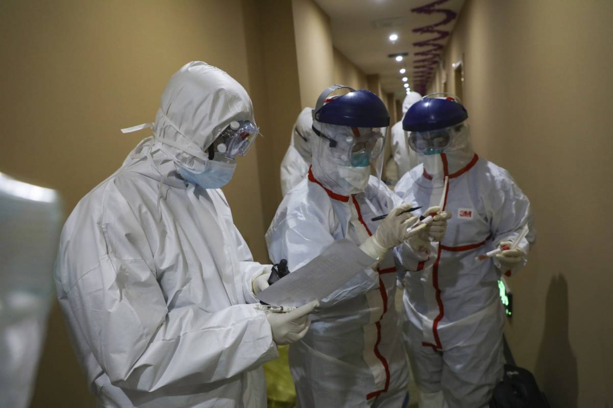 L'allarme Oms oltre Pechino: "Rischio virus fuori controllo"