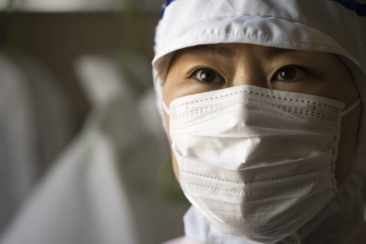 Dai volontari ai medici: gli "eroi" cinesi ai tempi del coronavirus