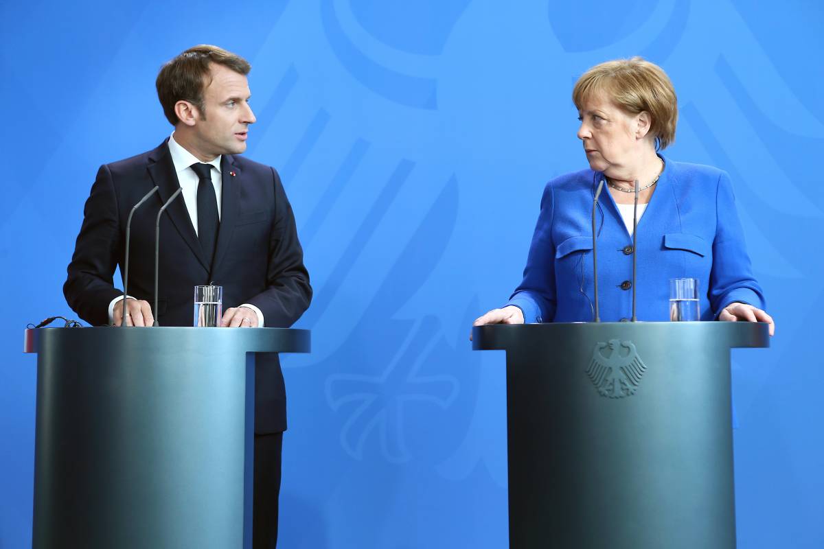 Trump, Macron, Merkel e i politici a rischio, quando il virus minaccia il corpo dei leader