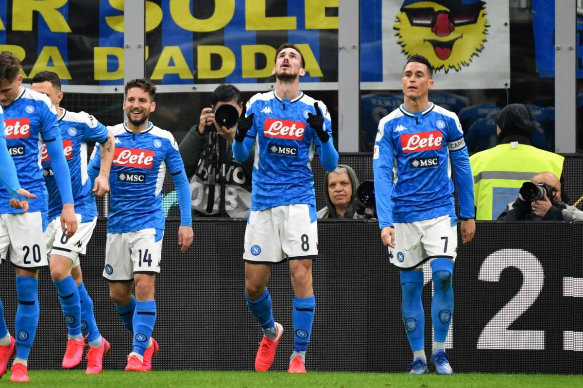 Coppa Italia, il Napoli beffa 1-0 l'Inter nell'andata delle semifinali