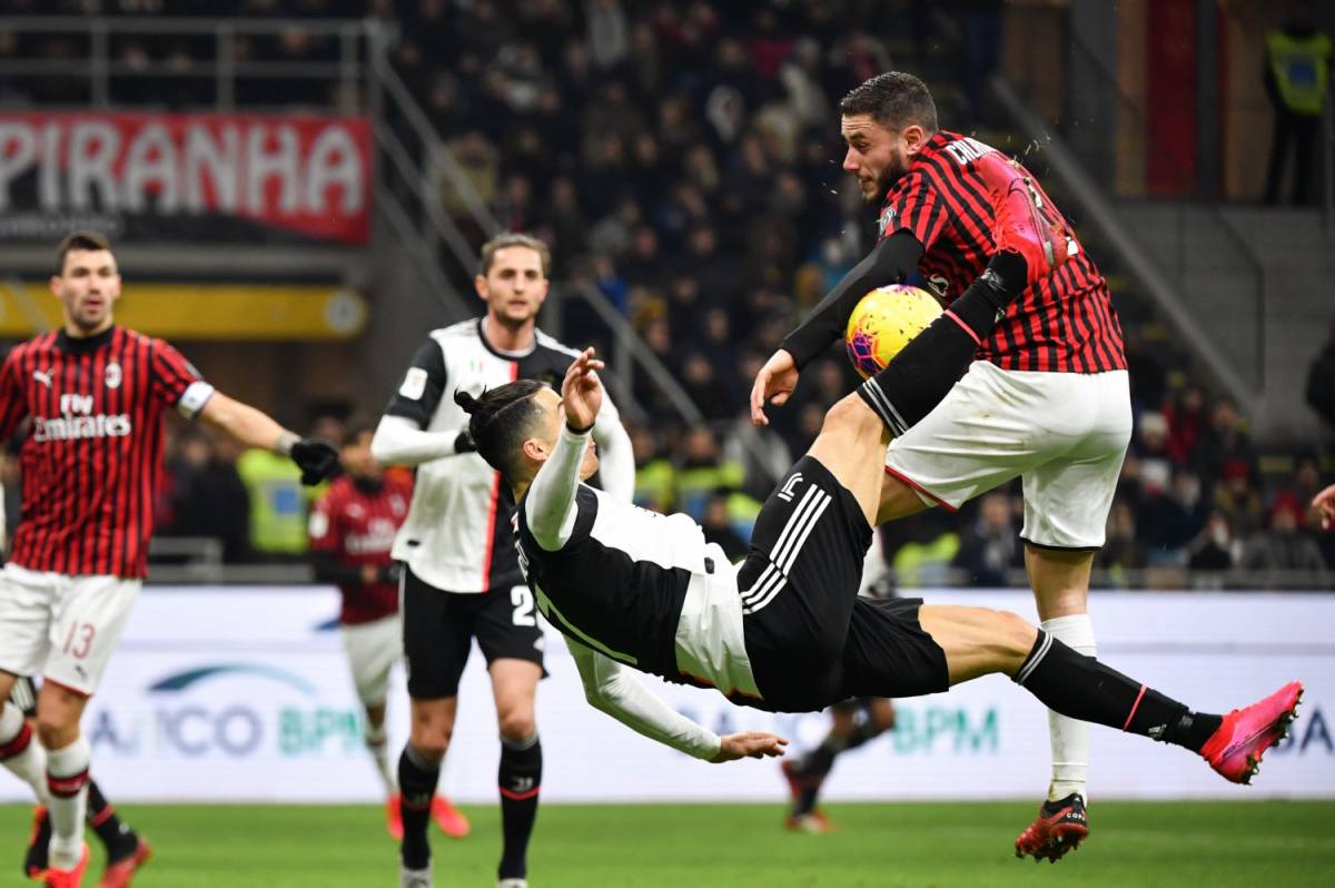 Milan-Juventus, tifosi rossoneri scatenati sui social: "Il capolavoro di Valeri"