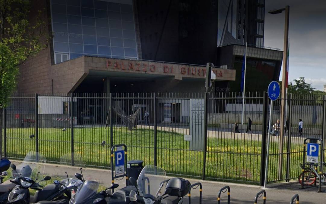 Firenze, arrestato 70enne: abusi sessuali su una bimba di 11 anni