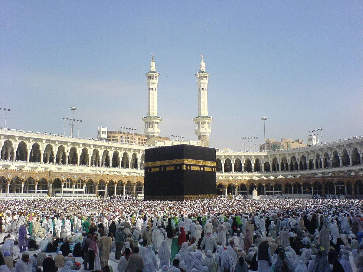 Effetto coronavirus: l'Arabia Saudita vieta i pellegrinaggi alla Mecca