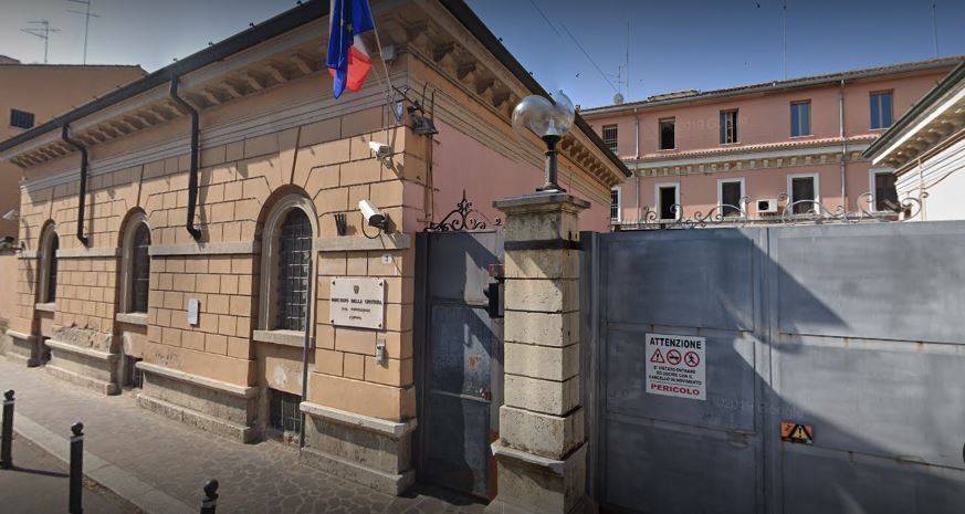 Mantova, albanese ruba in appartamento: 4 anni di carcere