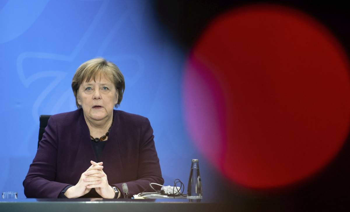 Il "bazooka" della Merkel contro il virus: pronto un piano da 822 miliardi