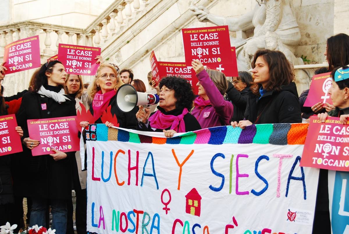 Il "regalo" di Zingaretti al collettivo femminista: a Lucha y Siesta va un immobile della Regione