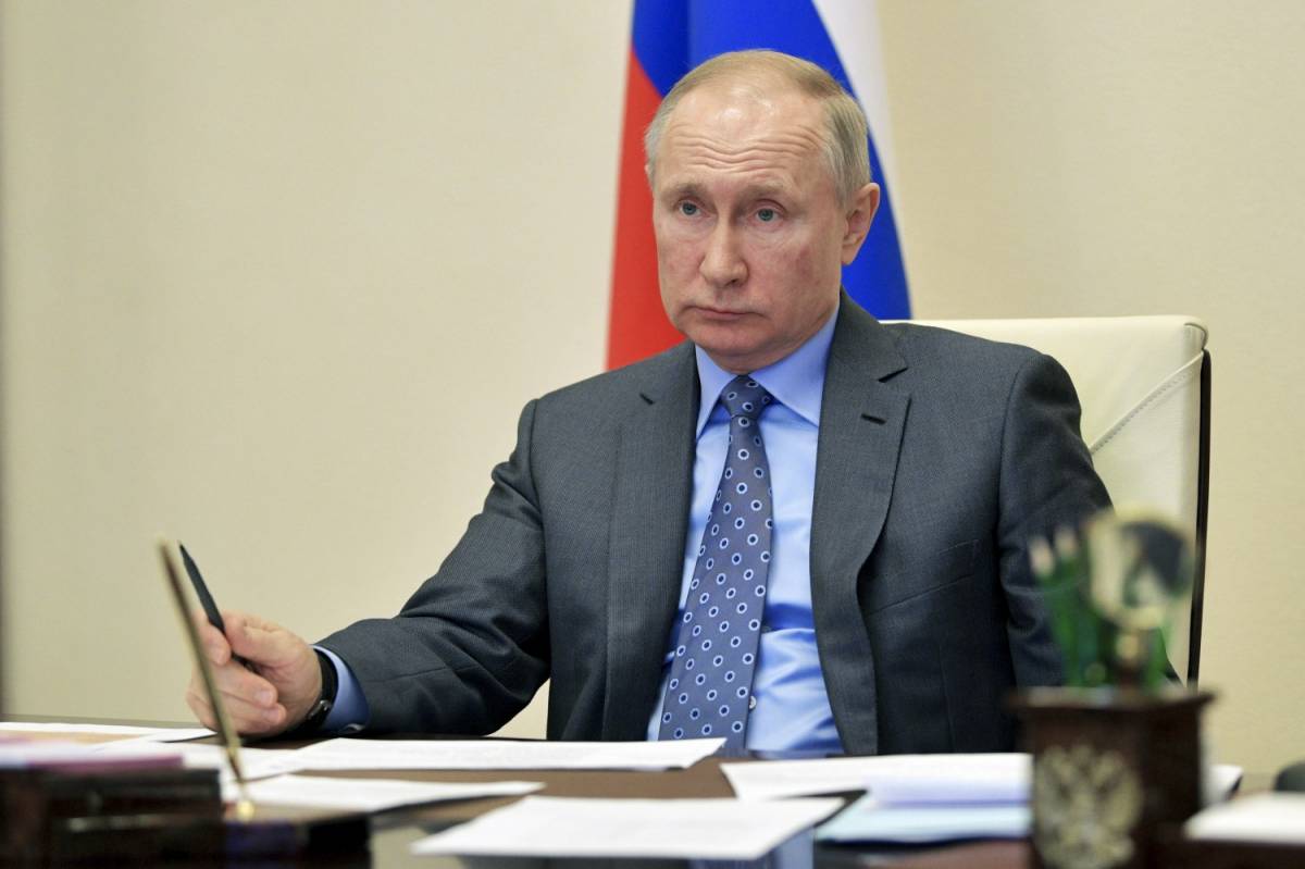 Putin alza la guardia: "Qui va sempre peggio". I timori per il possibile collasso degli ospedali
