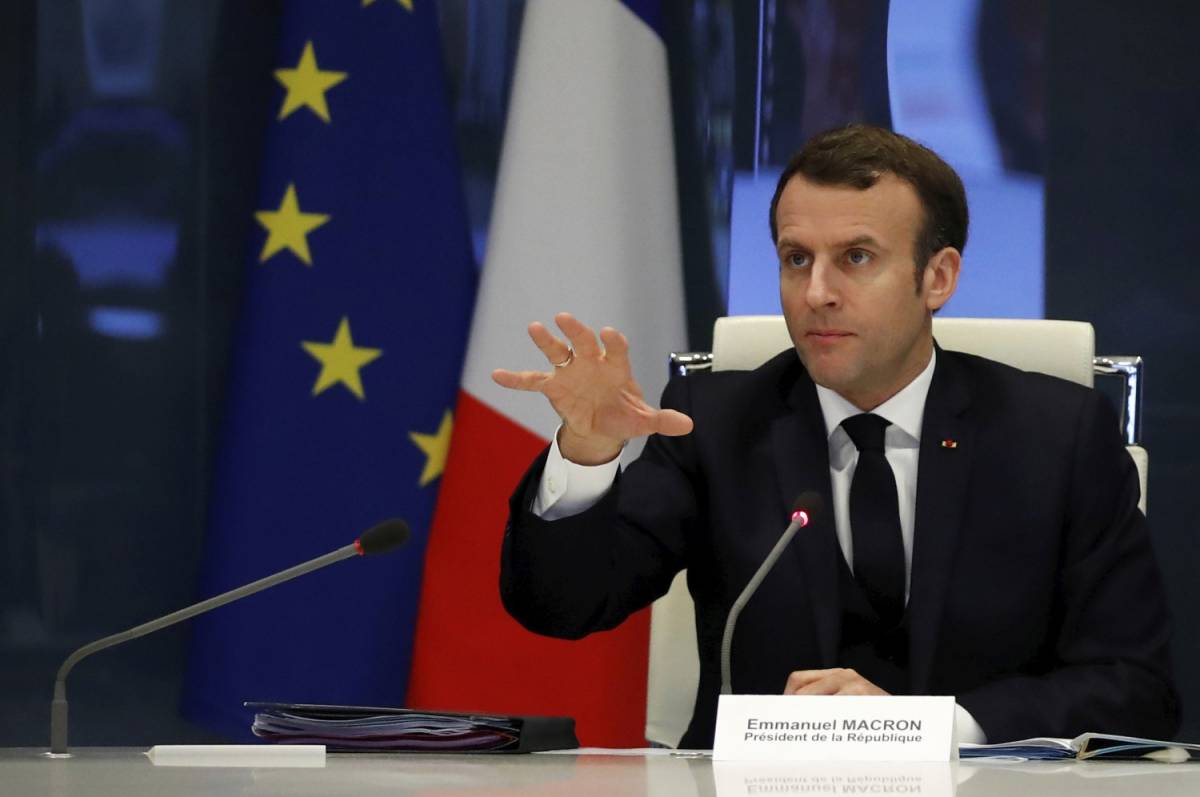 Francia, rivolta anti Macron. In 58 pronti a cambiare gruppo